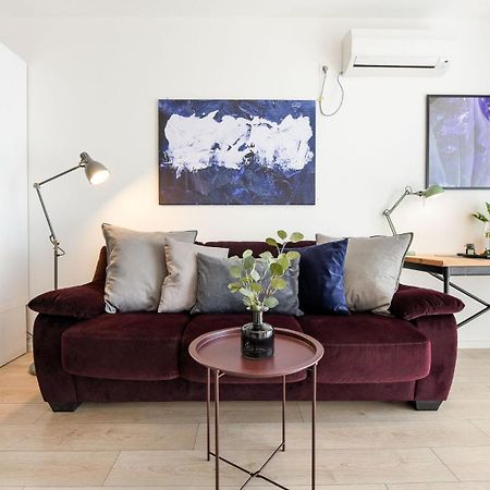 Apartmán Wonderfull 1Br Aviatiei Bukurešť Exteriér fotografie