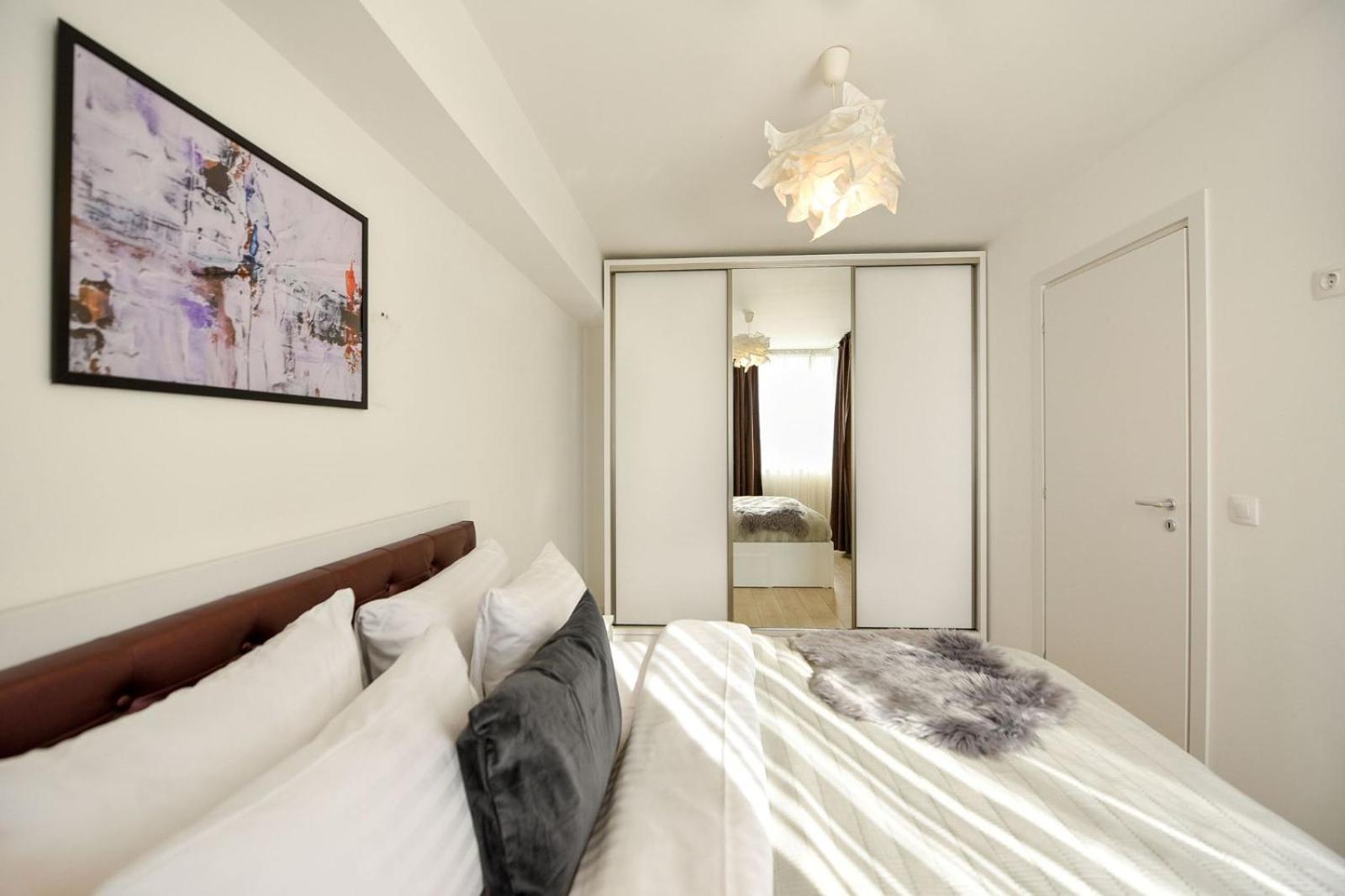 Apartmán Wonderfull 1Br Aviatiei Bukurešť Exteriér fotografie